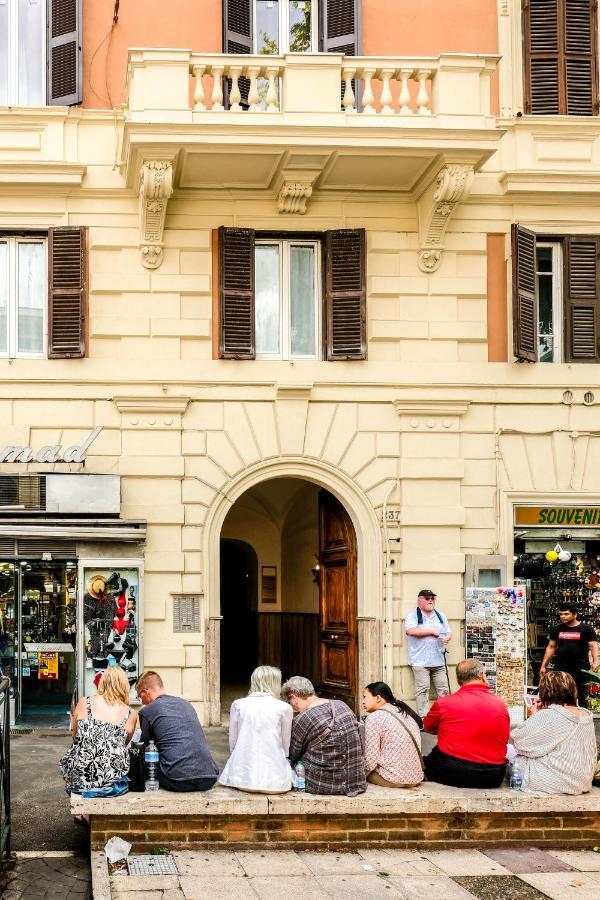 Family Apartment Near Vatican Museum Rom Exteriör bild